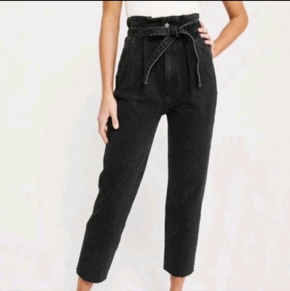Abercrombie & Fitch Denim High-Waisted Black Paperbag Jeans Size 8